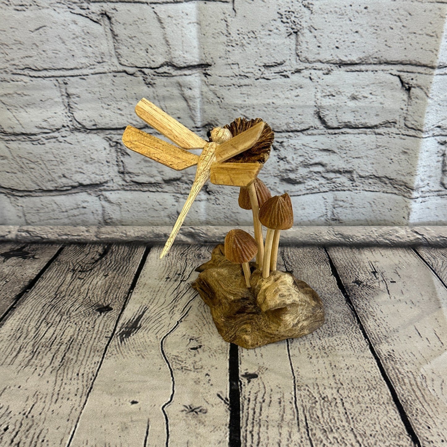 Dragonfly Mushroom Stand Parasite Wood Ornament Natural Carving Wooden Standing