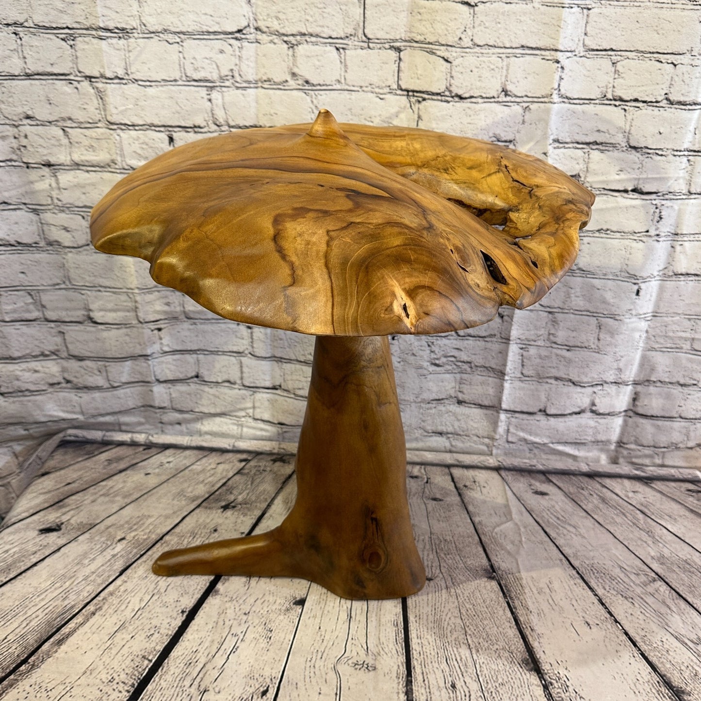 55cm x 45cm Wooden Point Mushroom Toadstool Sculpture Garden Teak Root Ornament