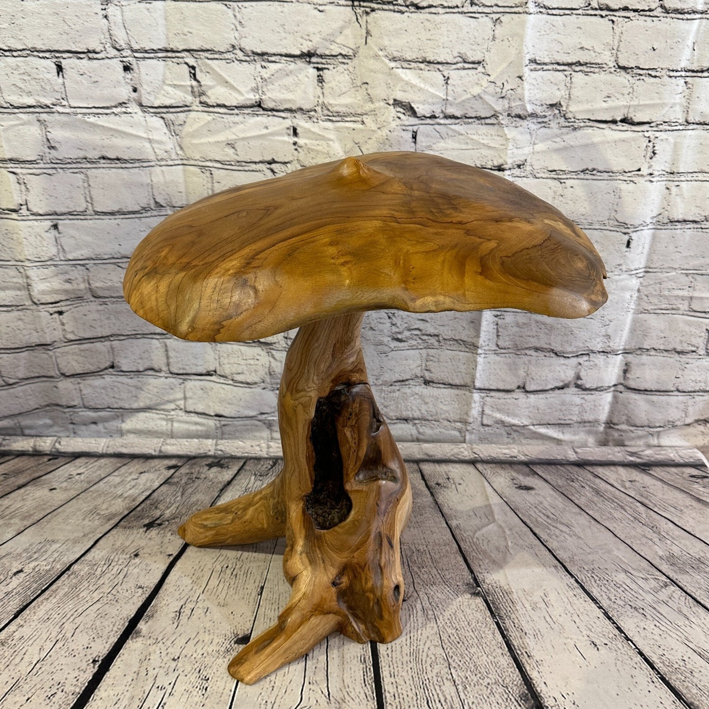 45cm x 35cm Wooden Point Mushroom Toadstool Sculpture Garden Teak Root Ornament