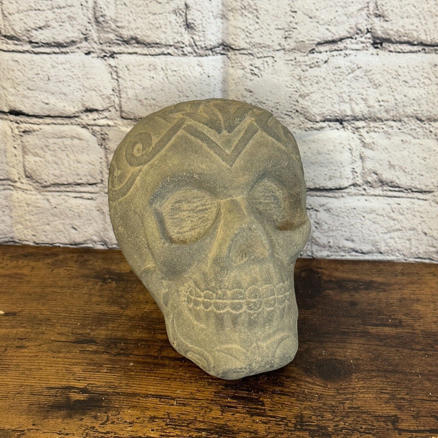 Skull Celtic Knot Pattern Stone Garden 20cm Ornament Outdoor Indoor Statue Hindu