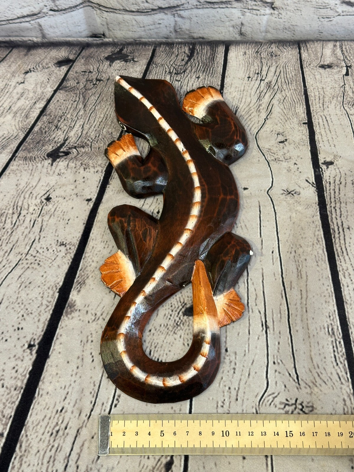30cm Gecko Lizard Brown Wood Wall Hanging Wooden Ornaments Wood Carving