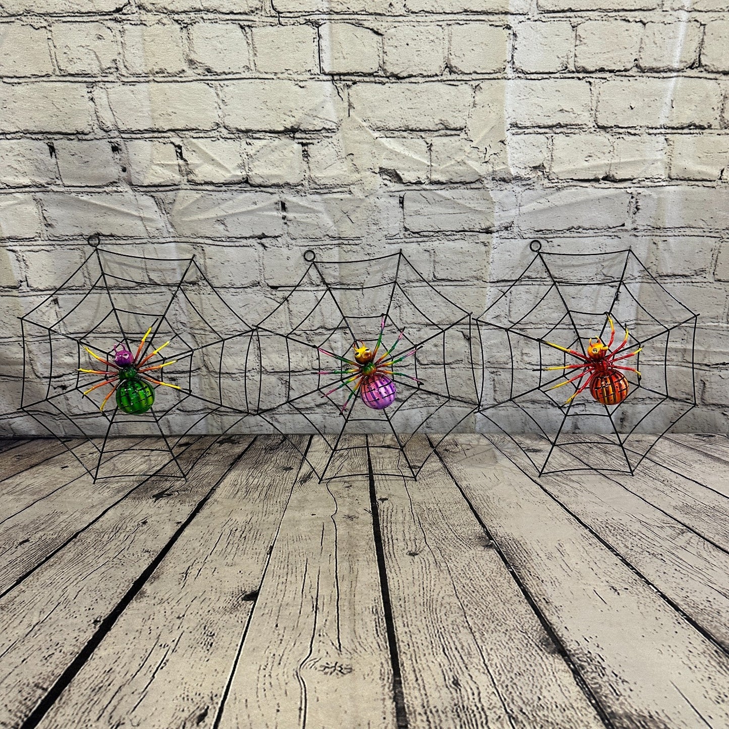 30cm x 30cm Orange Spider On Web Bug Metal Tin Wall Hanging Ornament Statue