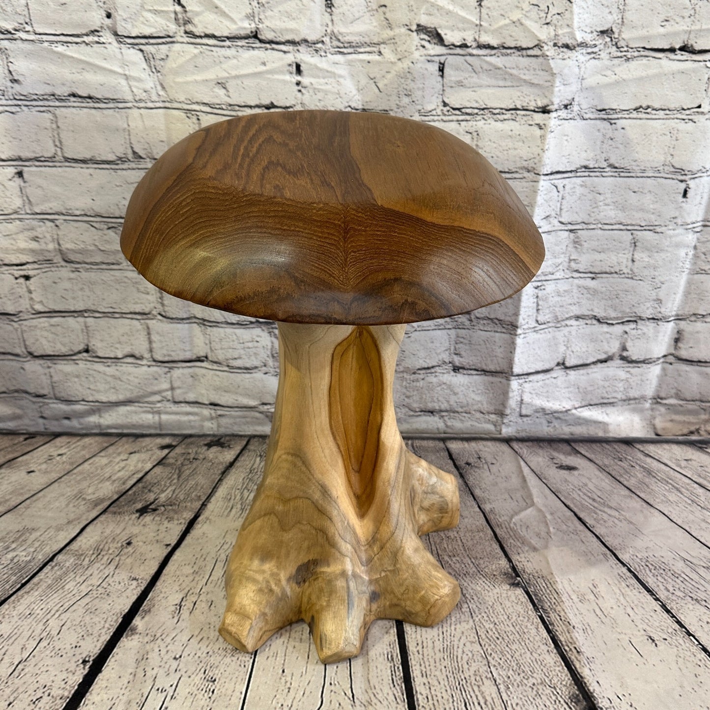 40cm x 30cm Wooden Mushroom Toadstool Sculpture Garden Teak Root Ornament Carved