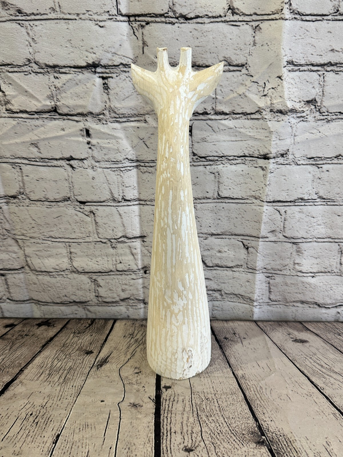 White Wooden Giraffe Head With Shabby Pattern 40cm x 10cm Handmade and Fairtrade