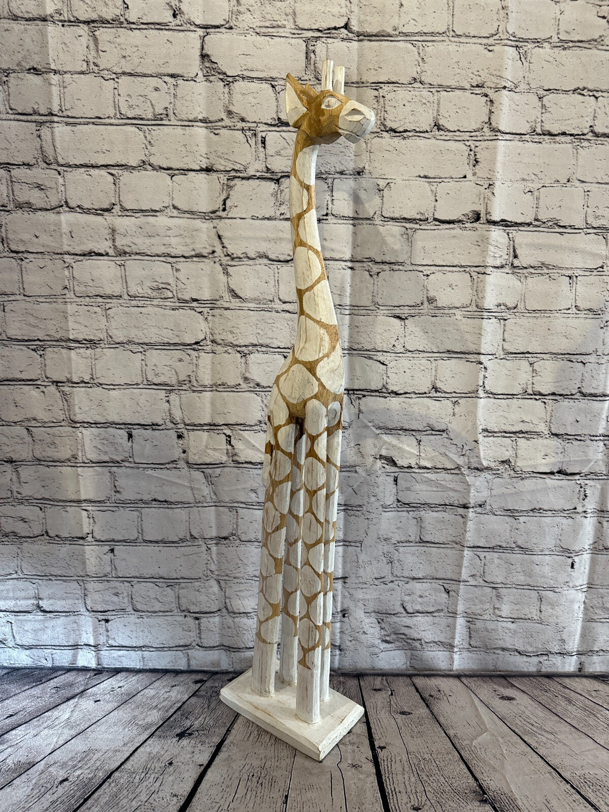 80cm White Dot Painted Wood Giraffe Tall Statue Wood Modern Hand Carved Painted