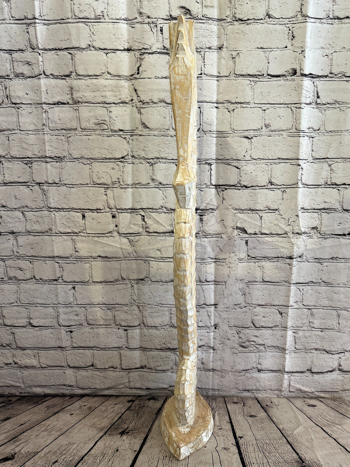 80cm White Plain Wooden Shabby Seahorse Statue Ornament Fair Trade Handcarved