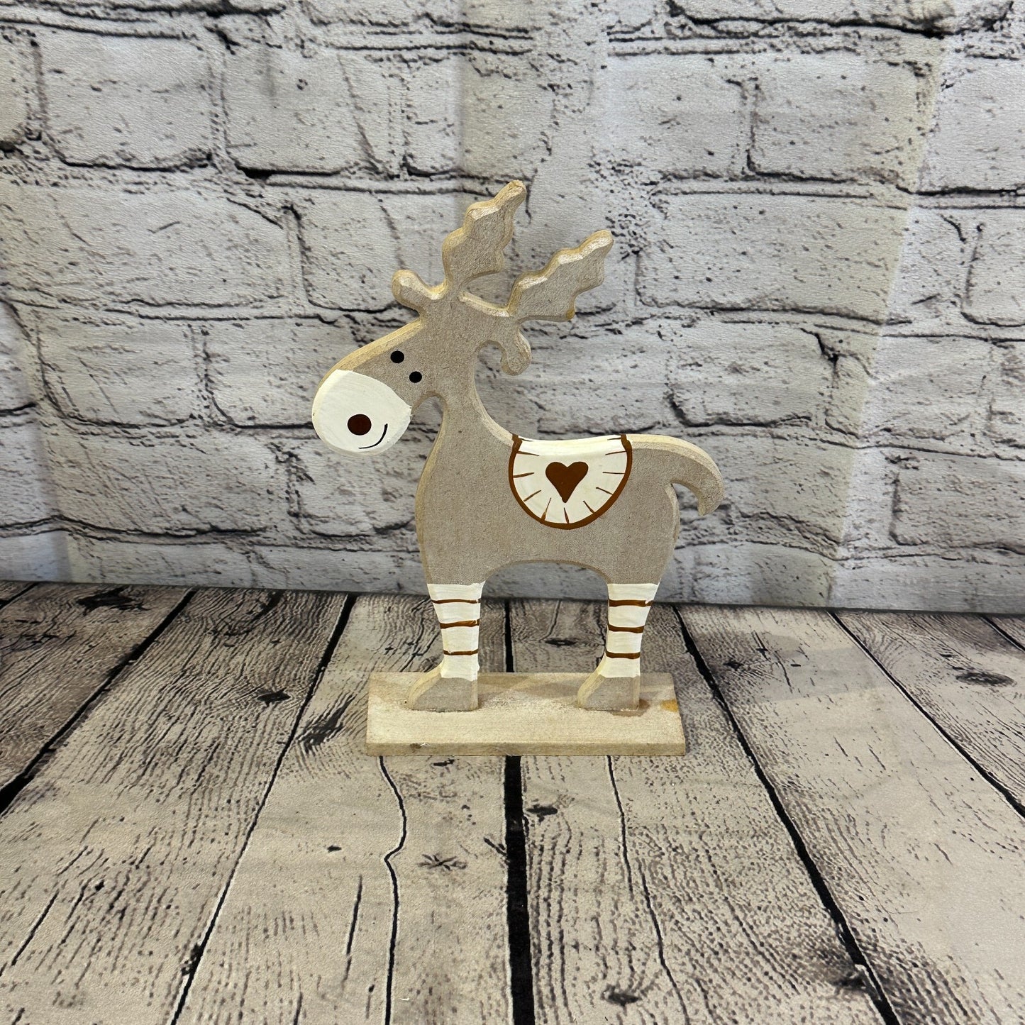 25cm x 20cm Grey Handcrafted Wood Reindeer Xmas Christmas Ornament Antlers