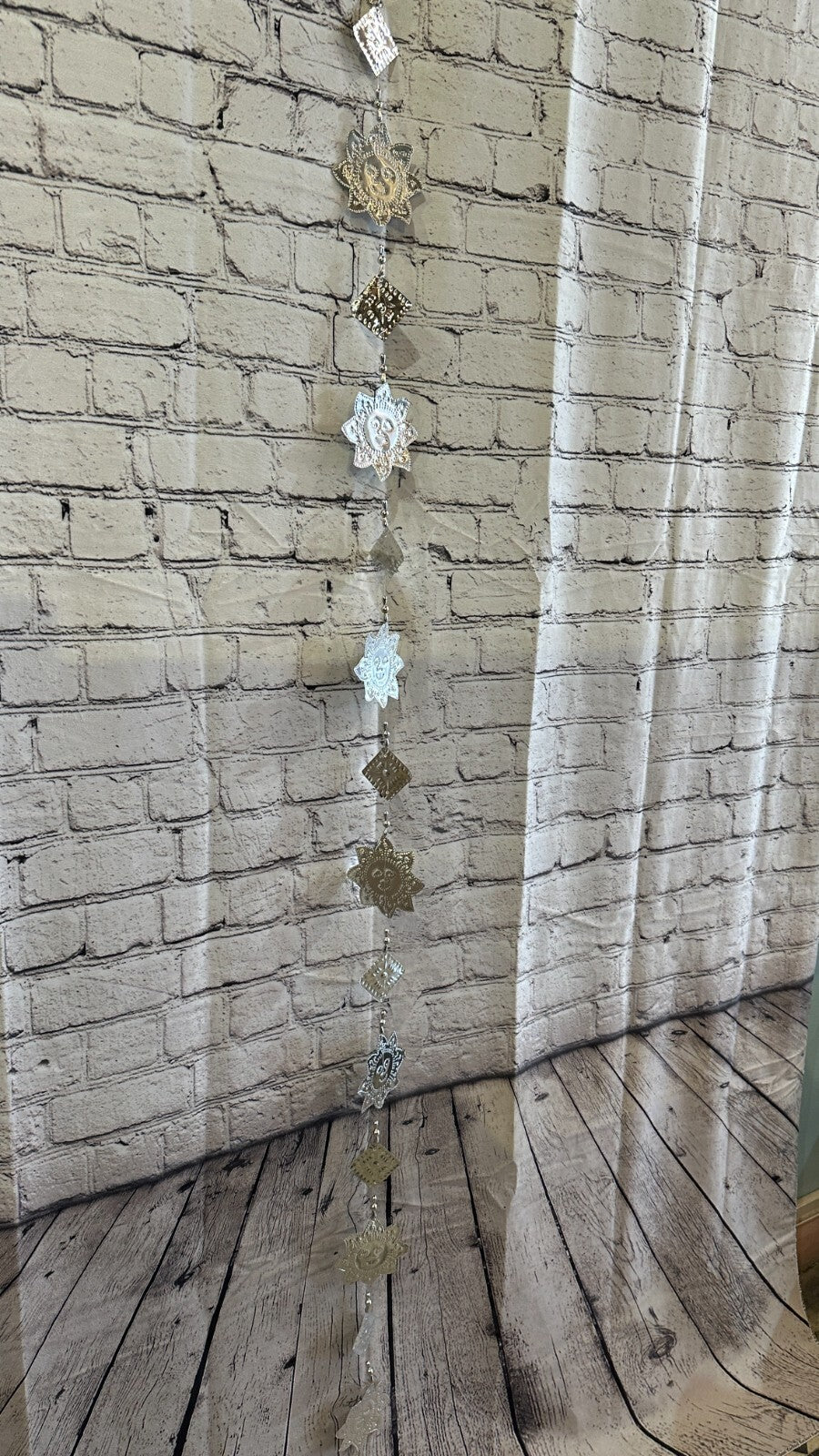 Aluminium Stamped Sitting Sun Face String Wall Hangings Home Decoration