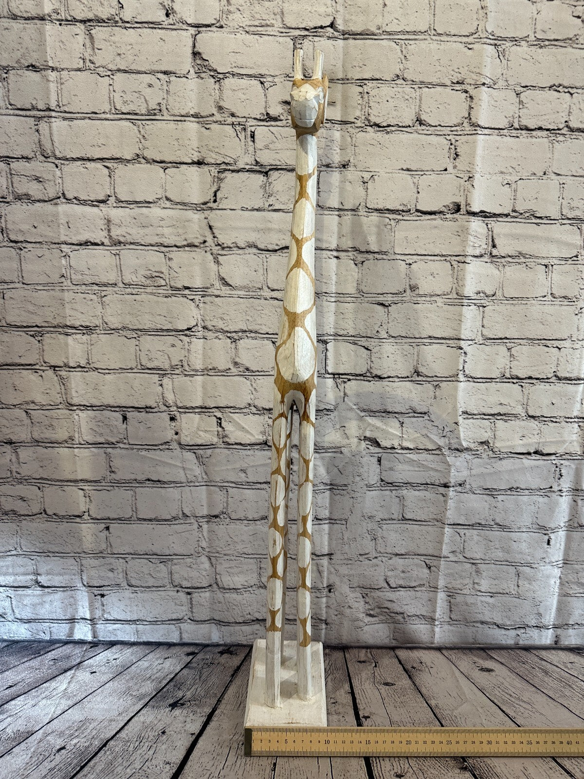 80cm White Dot Painted Wood Giraffe Tall Statue Wood Modern Hand Carved Painted