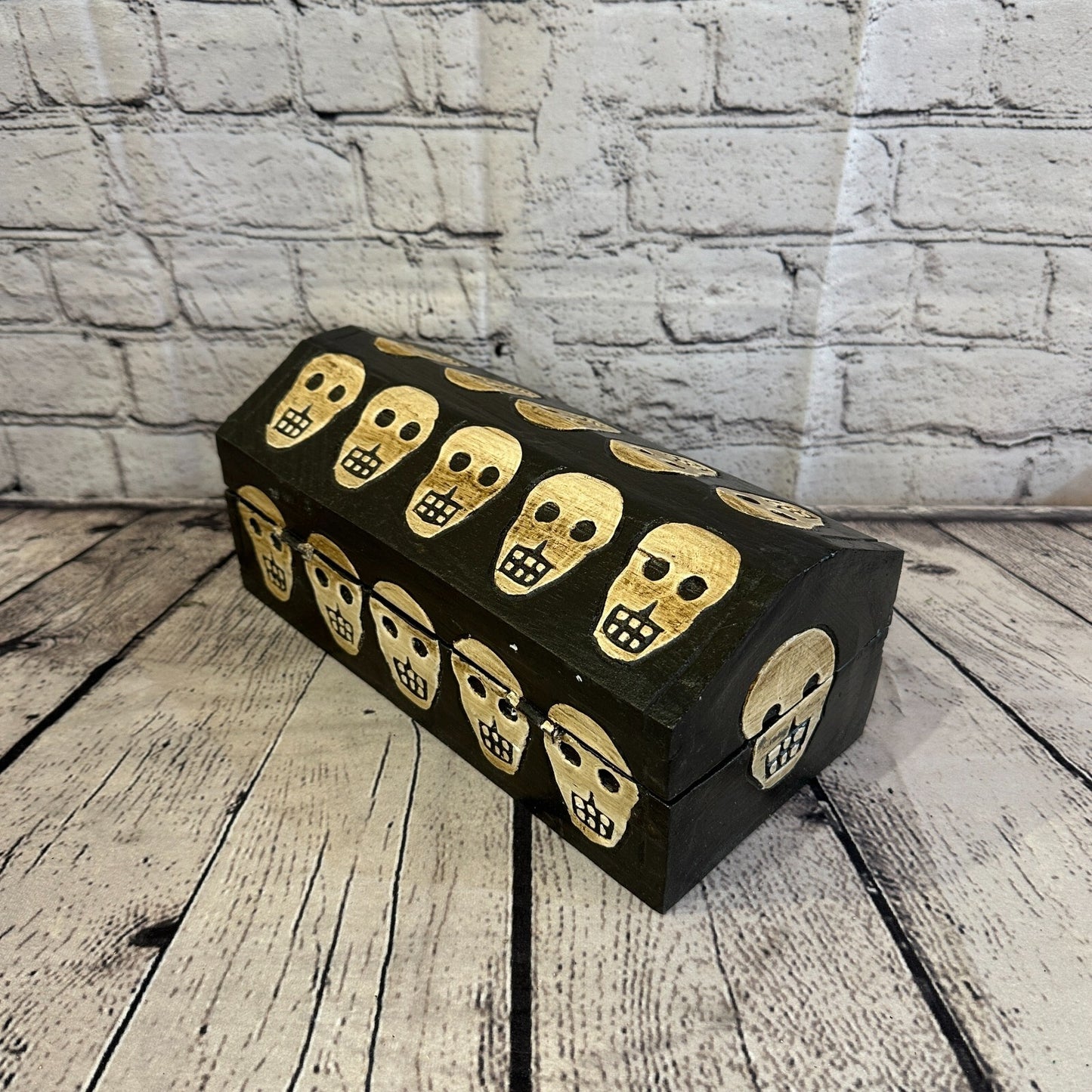 26cm x 12cm x 12cm Trunk Wooden Gothic Skeleton Skull Coffin Jewellery Box