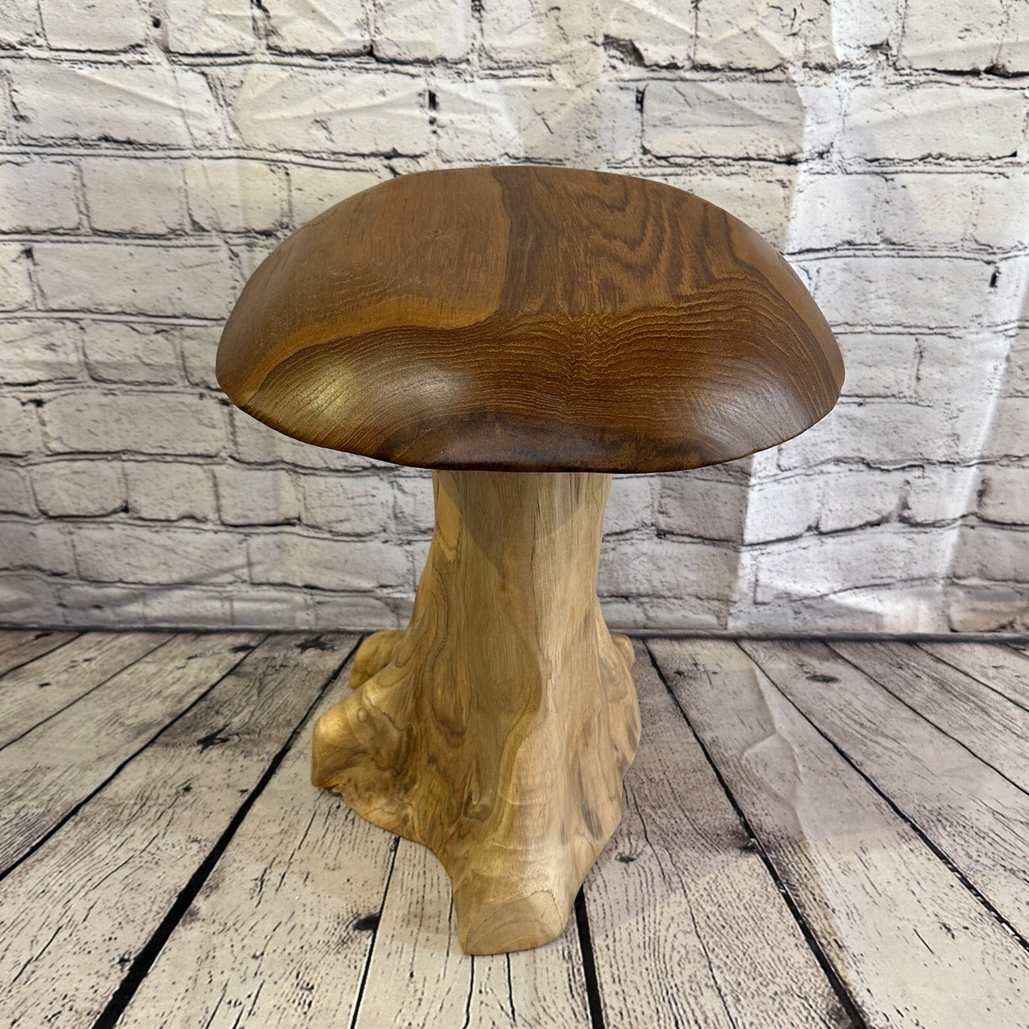 40cm x 30cm Wooden Mushroom Toadstool Sculpture Garden Teak Root Ornament Carved