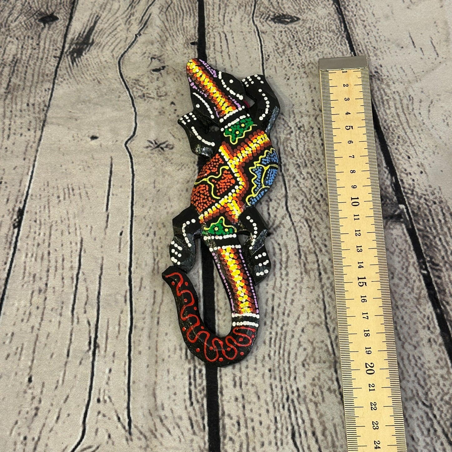 20cm Gecko Carved Wooden Dot Painted Ethnic Tribal Tiki Wall Handmade No 12