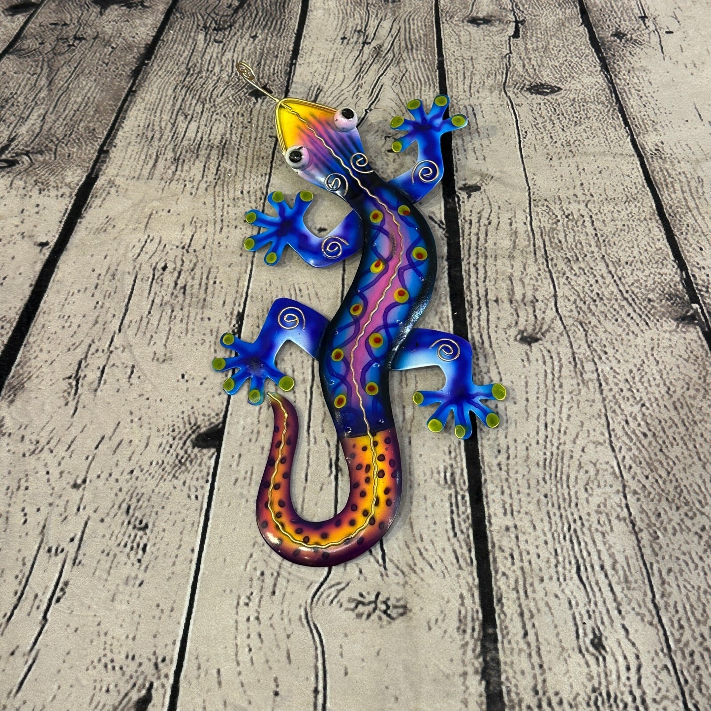 25cm x 12cm Blue Gecko Lizard Metal Tin Wall Hanging Ornament Painted Statue