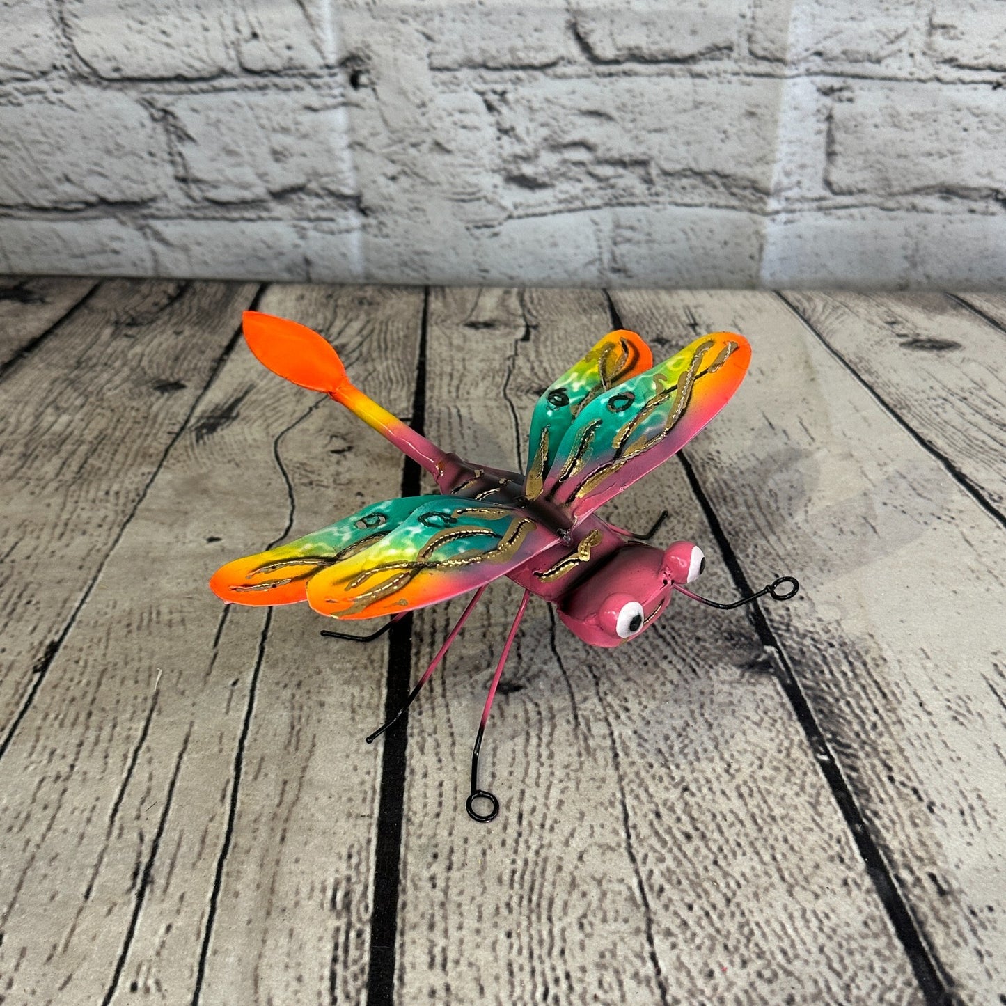 20cm x 15cm Orange Dragonfly Bug Metal Tin Wall Hanging Ornament Painted Statue