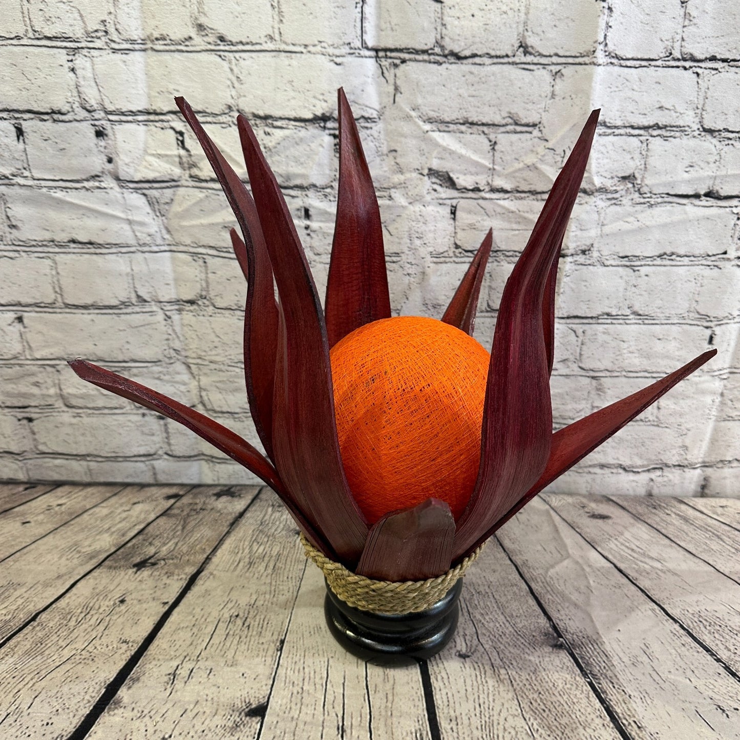 Orange Red Leaf Natural 45cm Tall Leaf Lamp Twist LED UK Mains Plug Design 6