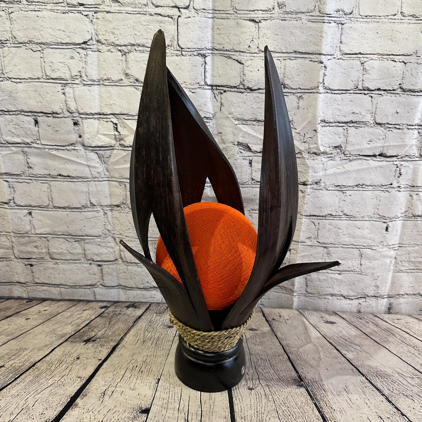 Orange Brown Leaf Natural 50cm Tall Leaf Lamp Twist LED UK Mains Plug Design 11
