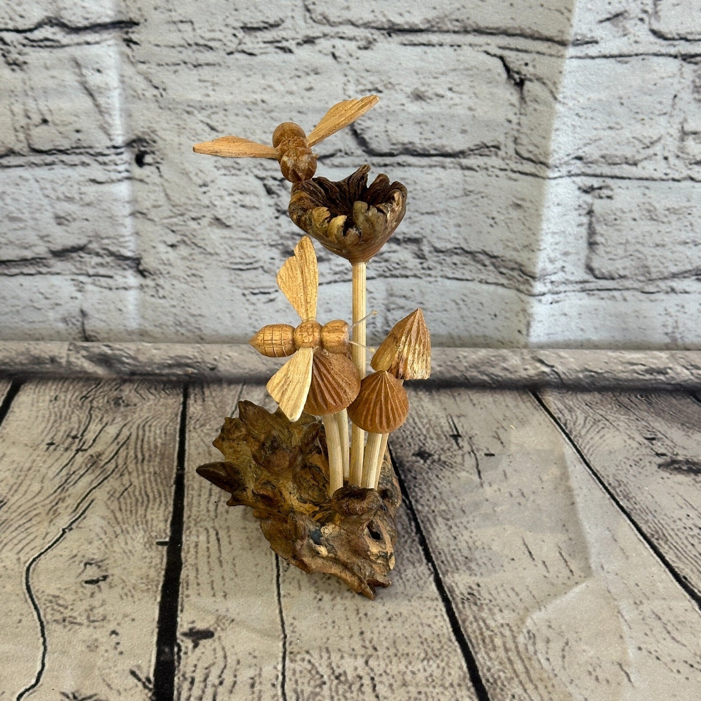 2 Bees On Mushroom Stand Parasite Wood Ornament Natural Carving Wooden Standing