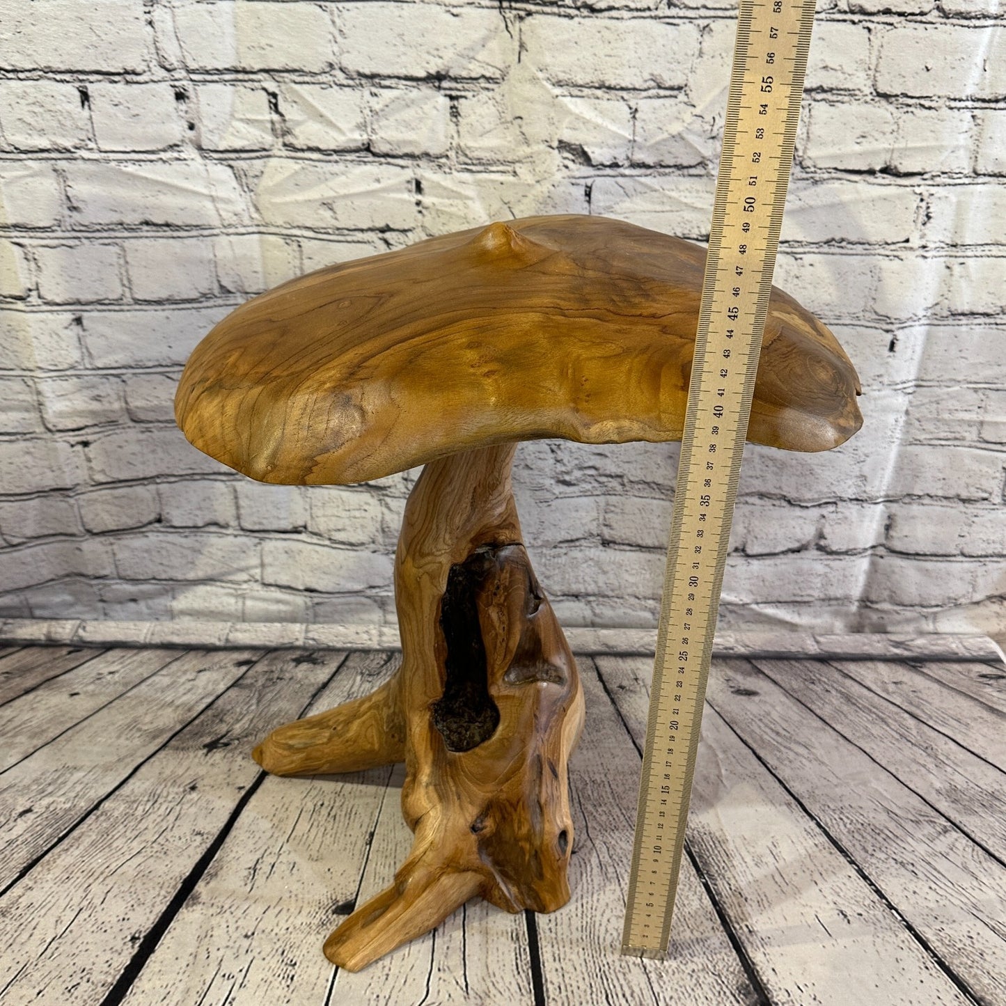 45cm x 35cm Wooden Point Mushroom Toadstool Sculpture Garden Teak Root Ornament
