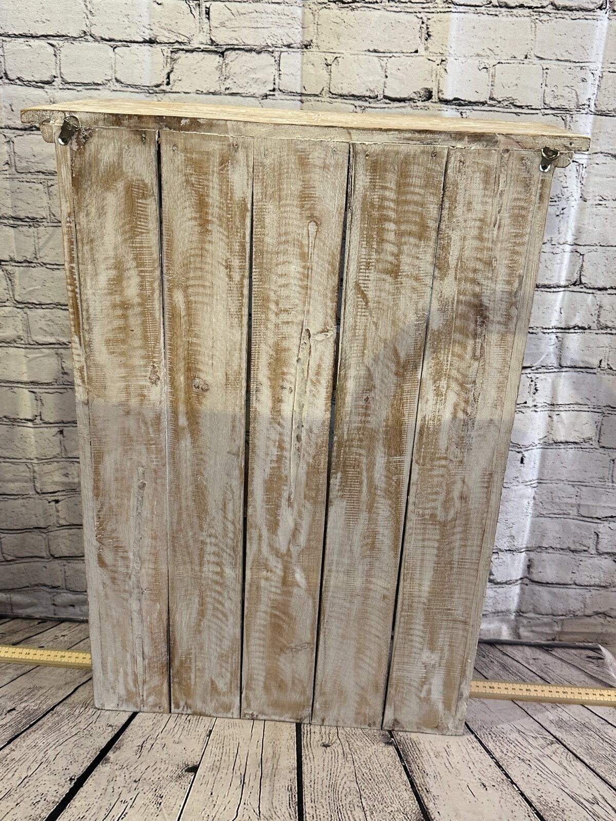 White 75cm x 50cm Wall Mounted Wooden Shabby Chic Hanging Storage Unit Cabinet
