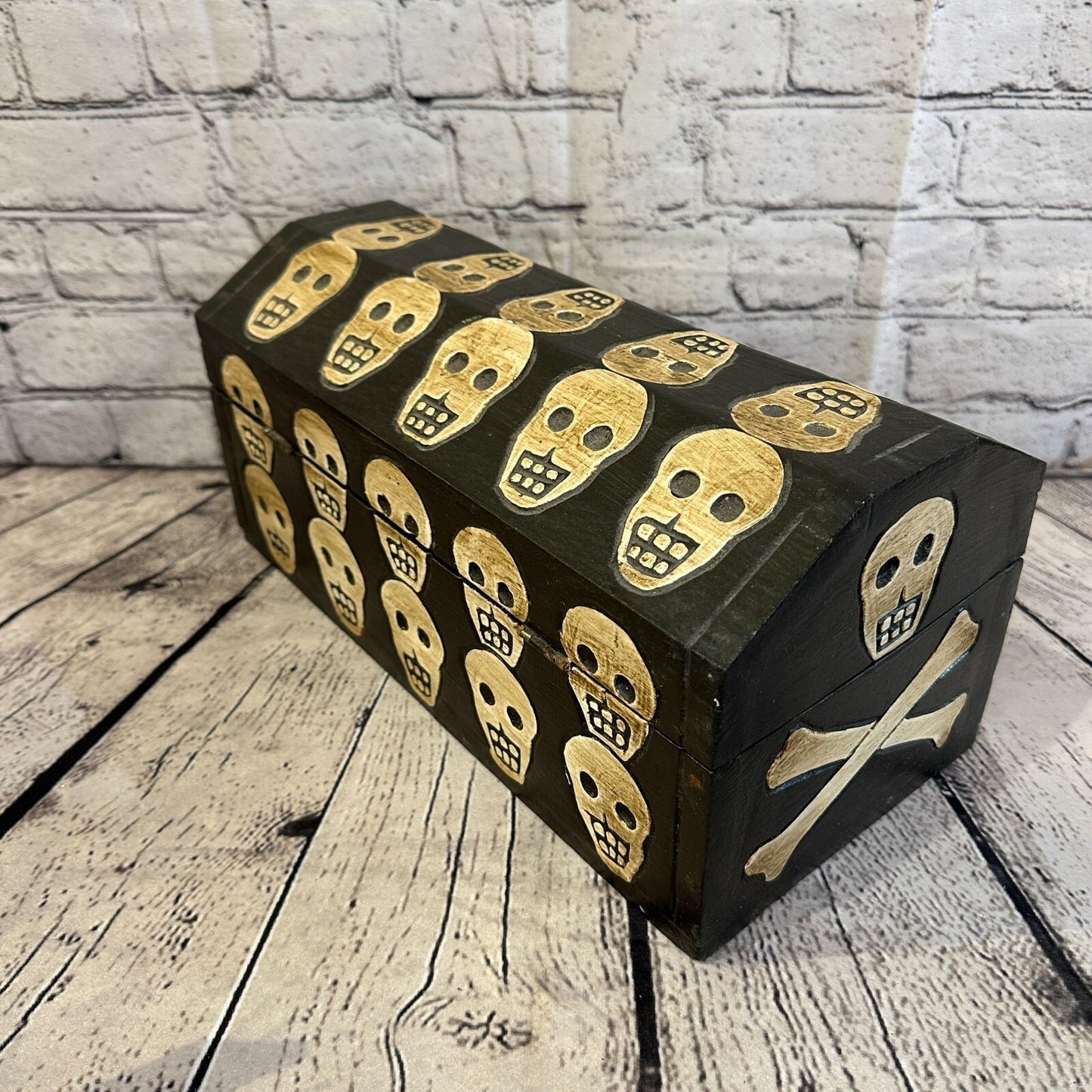 30cm x 15cm x 15cm Trunk Wooden Gothic Skeleton Skull Coffin Jewellery Box