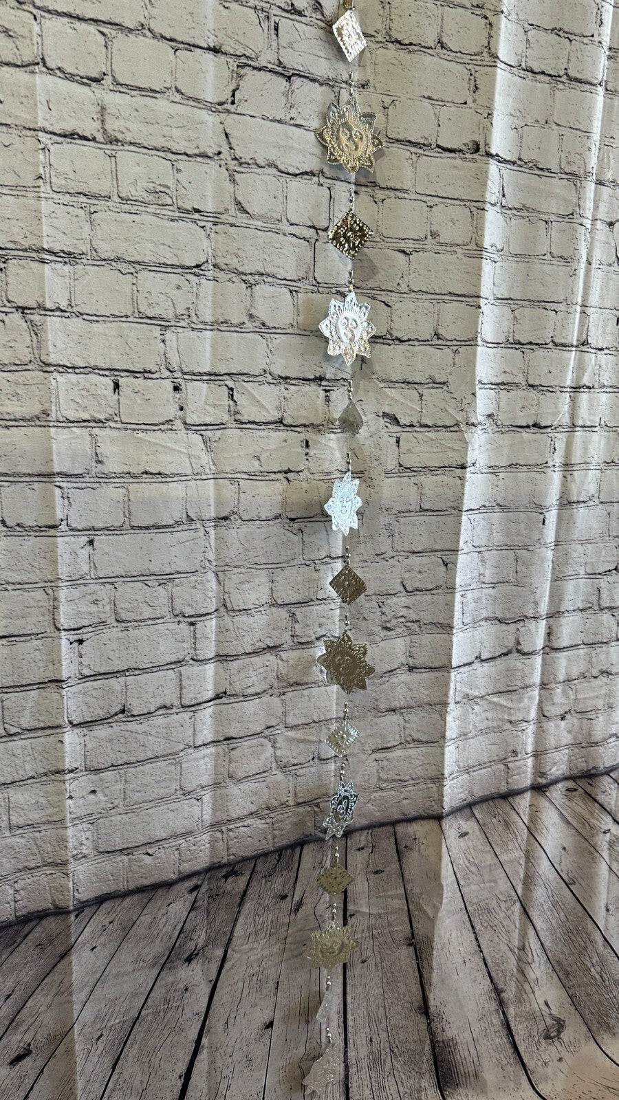 Aluminium Stamped Sitting Sun Face String Wall Hangings Home Decoration