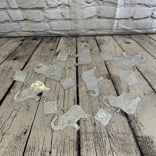 Aluminium Stamped Sitting Elephant String Wall Hangings Home Decoration