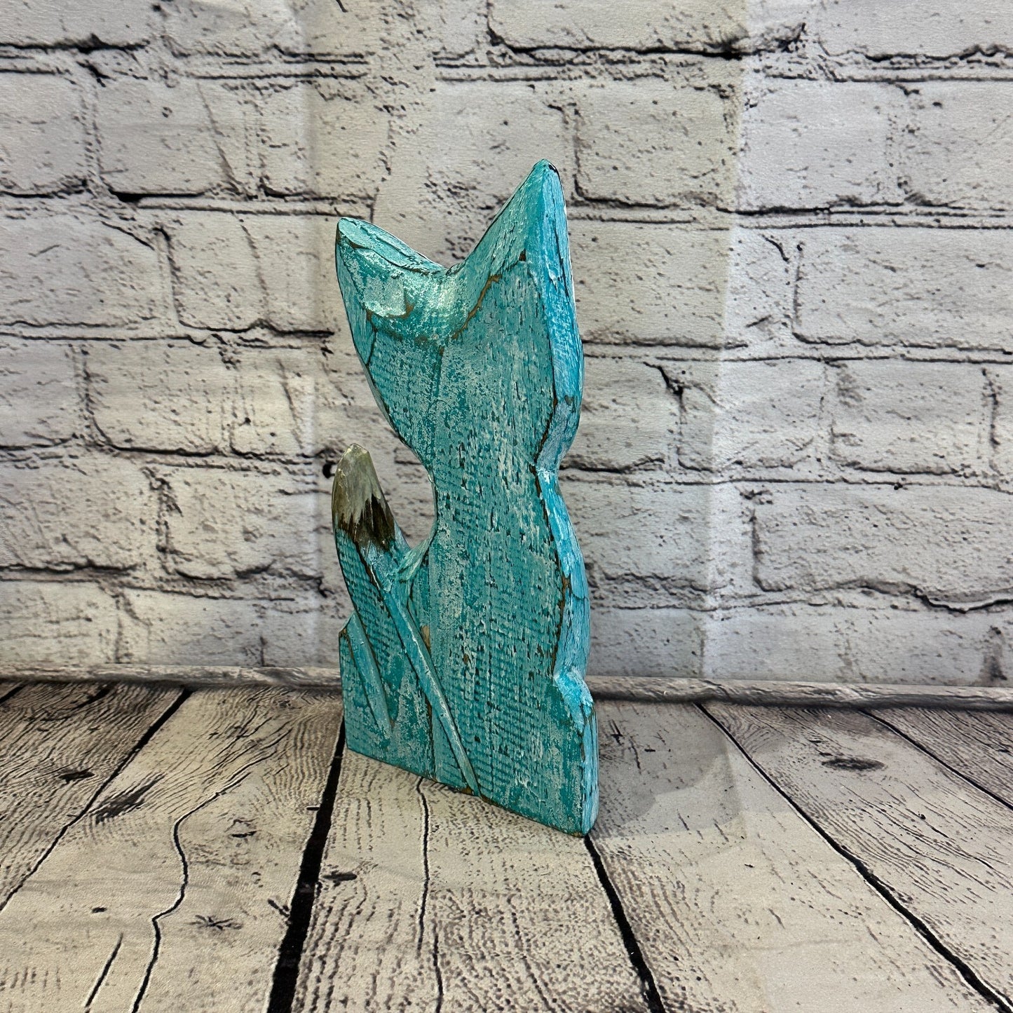 25cm x 10cm Green Flower Wooden Shabby Cat Statue Ornament Fair Trade Handcarved
