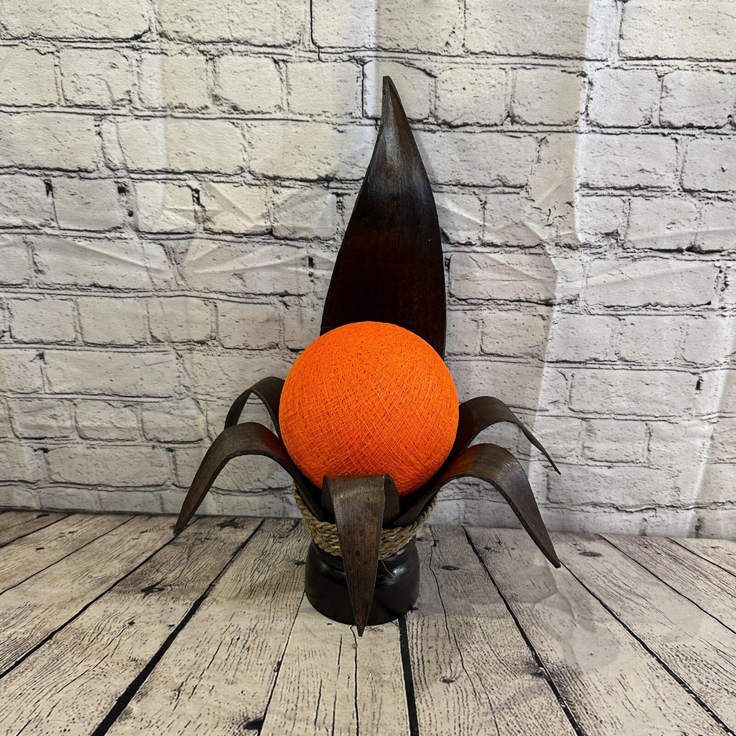 Orange Brown Leaf Natural 50cm Tall Leaf Lamp Twist LED UK Mains Plug Design 10