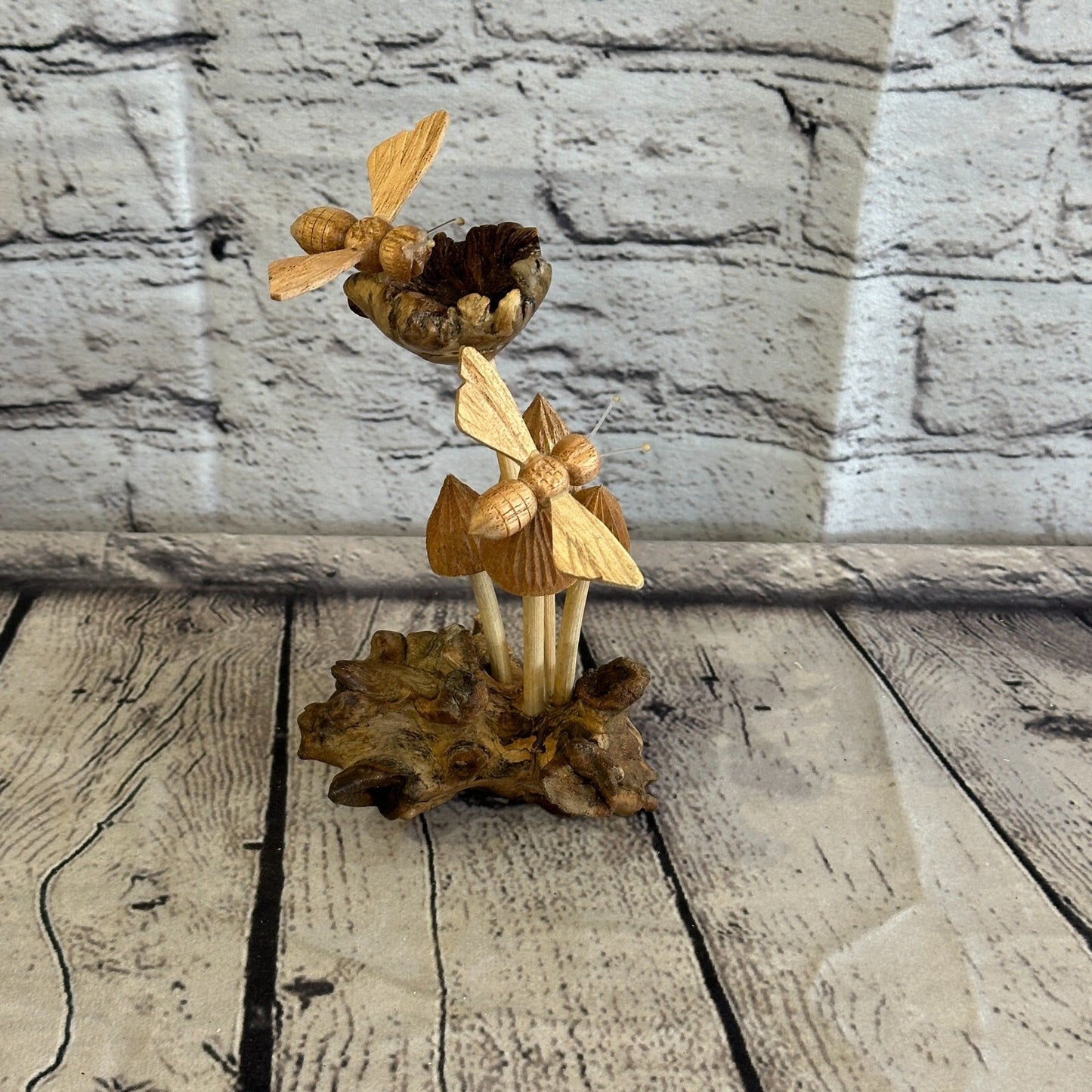 2 Bees On Mushroom Stand Parasite Wood Ornament Natural Carving Wooden Standing