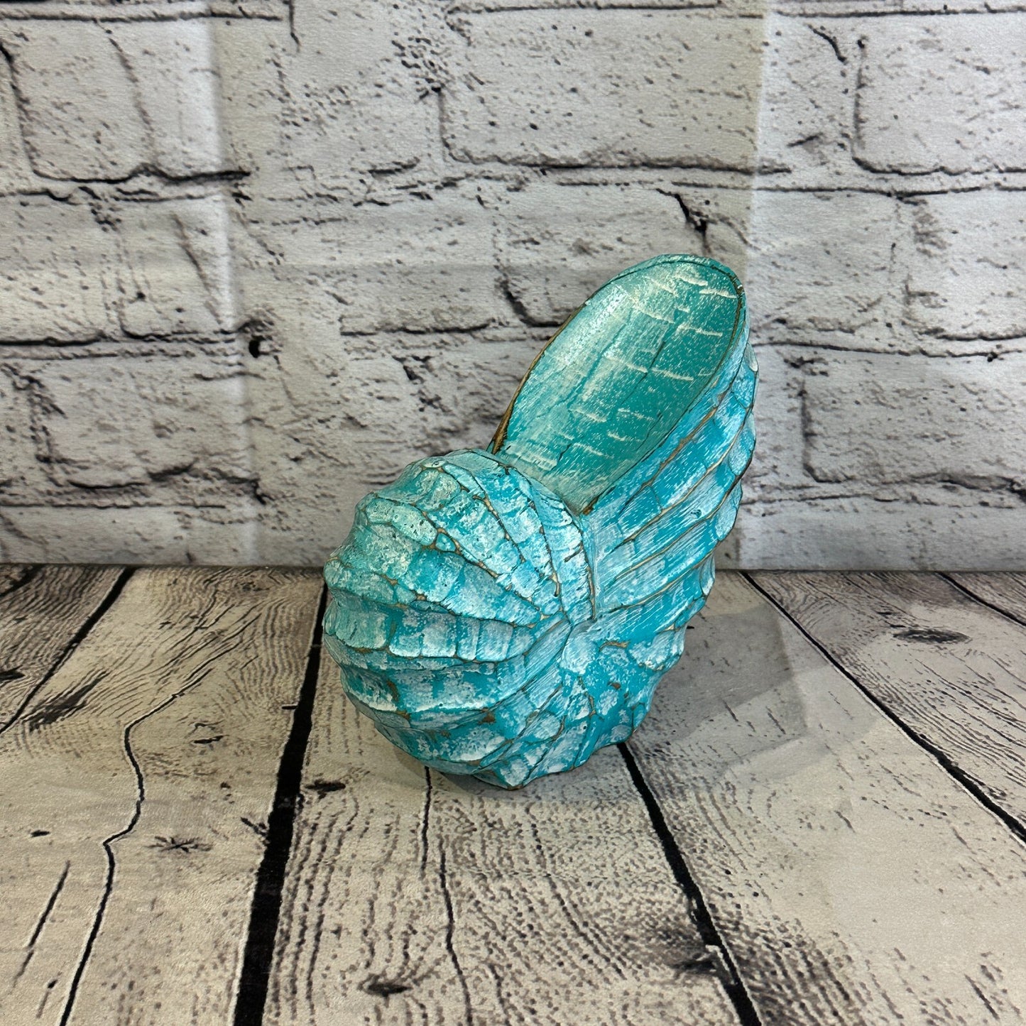 15cm Green Polish Nautilus Shell Ornament Decor Carved Light Wood Parcel Figure
