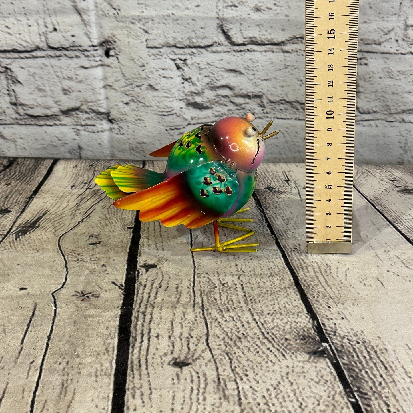 10cm x 10cm Bright Orange Bird Metal Tin Wall Hanging Ornament Painted Statue