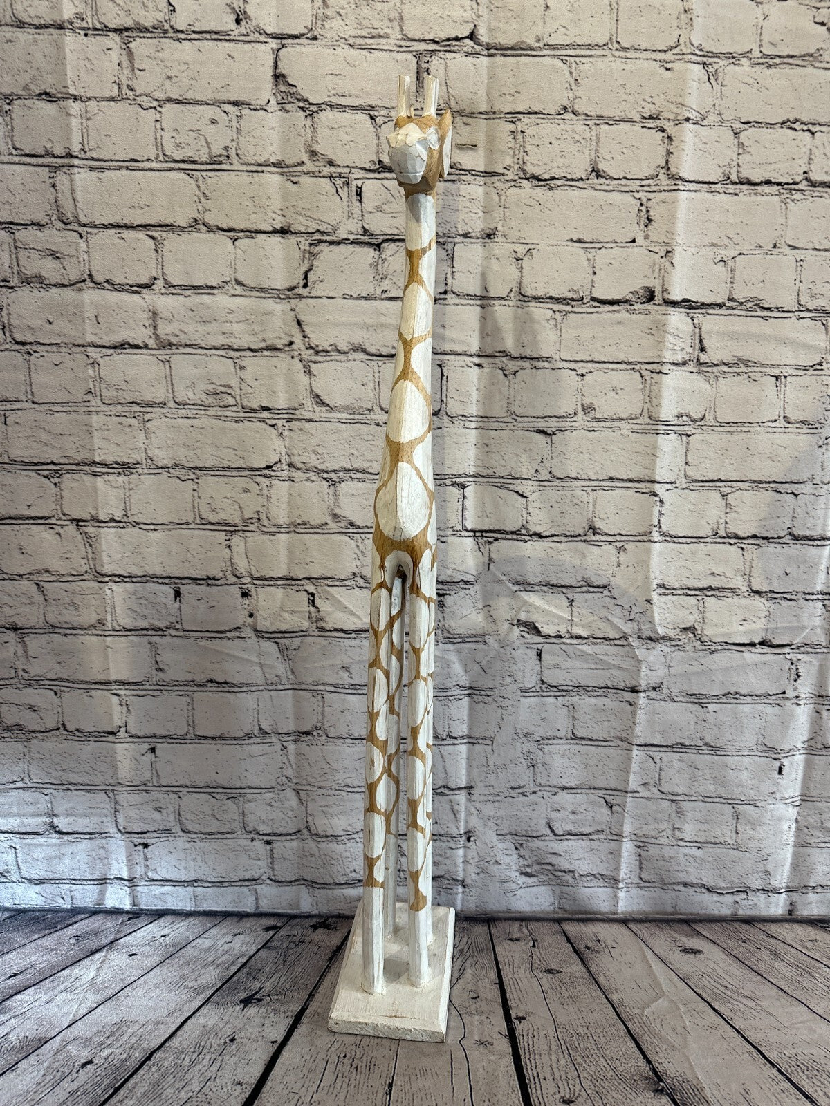 80cm White Dot Painted Wood Giraffe Tall Statue Wood Modern Hand Carved Painted