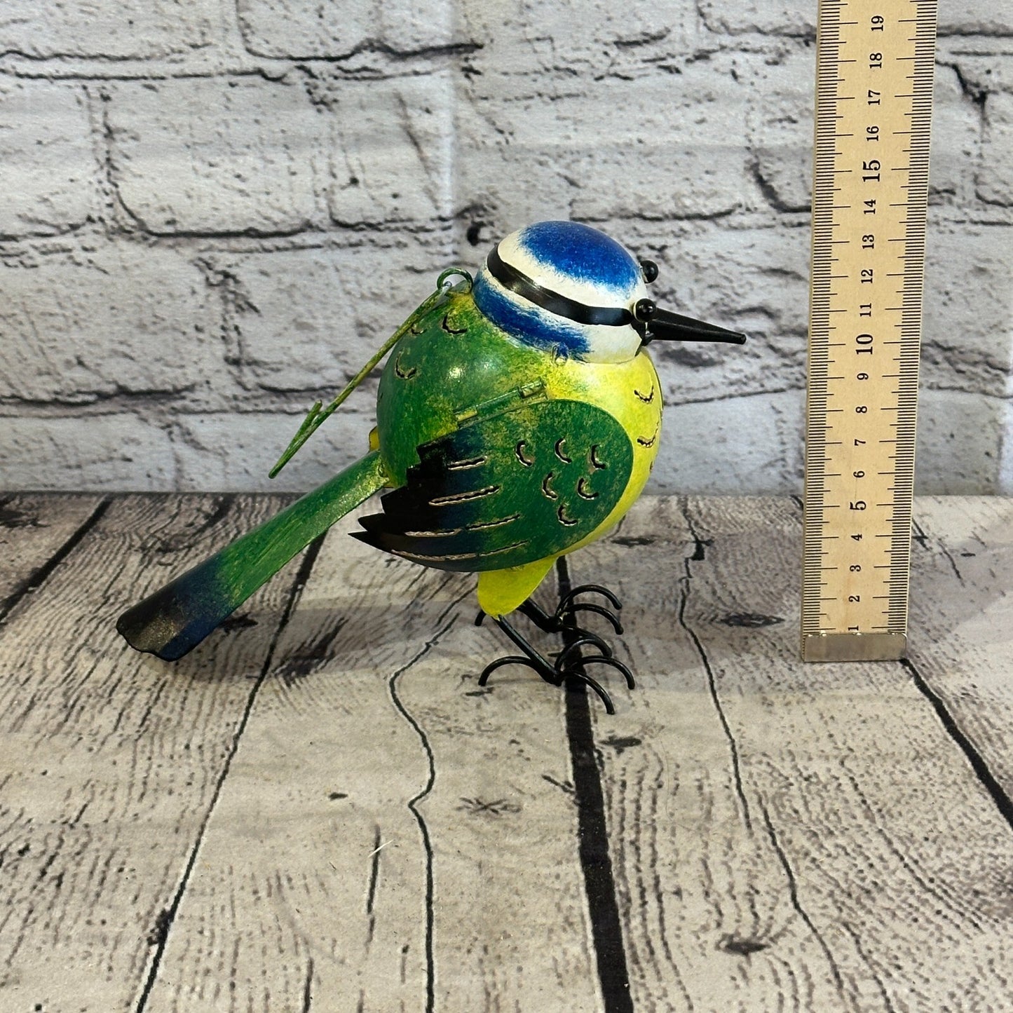 15cm x 15cm Blue Tit Bird Metal Tin Wall Hanging Ornament Painted Statue