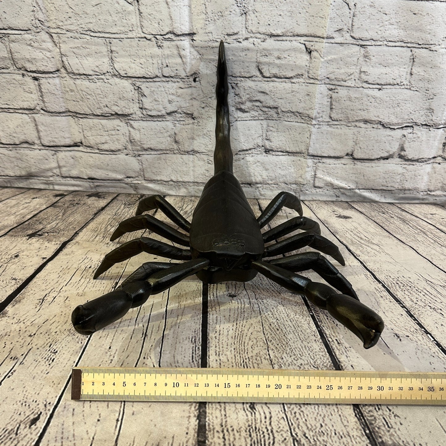40cm x 30cm Wooden Scorpion Carving Hand Carved Walking Spider Tarantula Statue