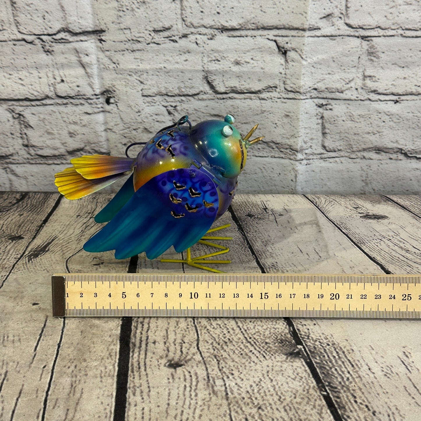 15cm x 15cm Bright Blue Bird Metal Tin Wall Hanging Ornament Painted Statue