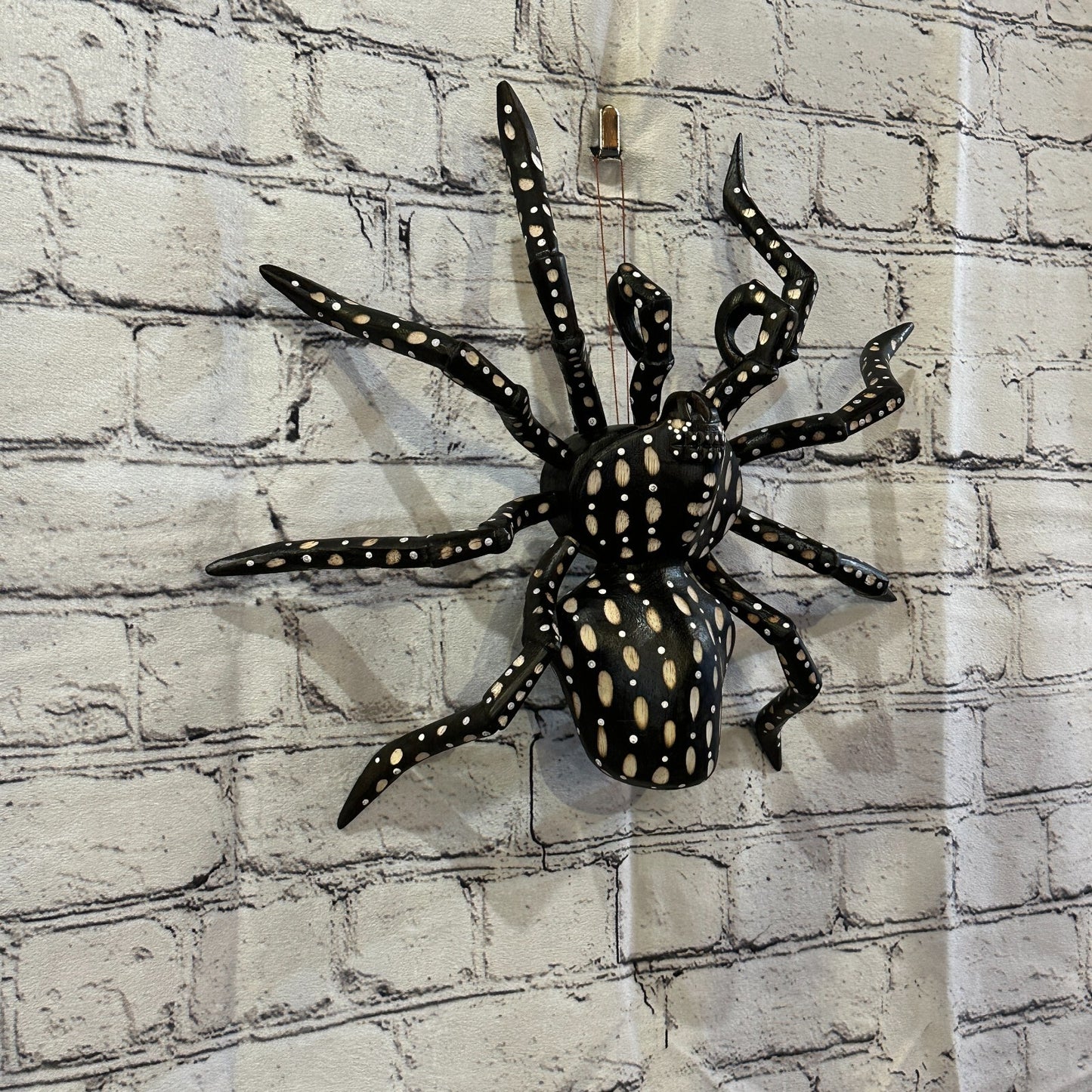 30cm x 25cm Wood Dark Spider Carving Hand Carved Walking Spider Tarantula Statue