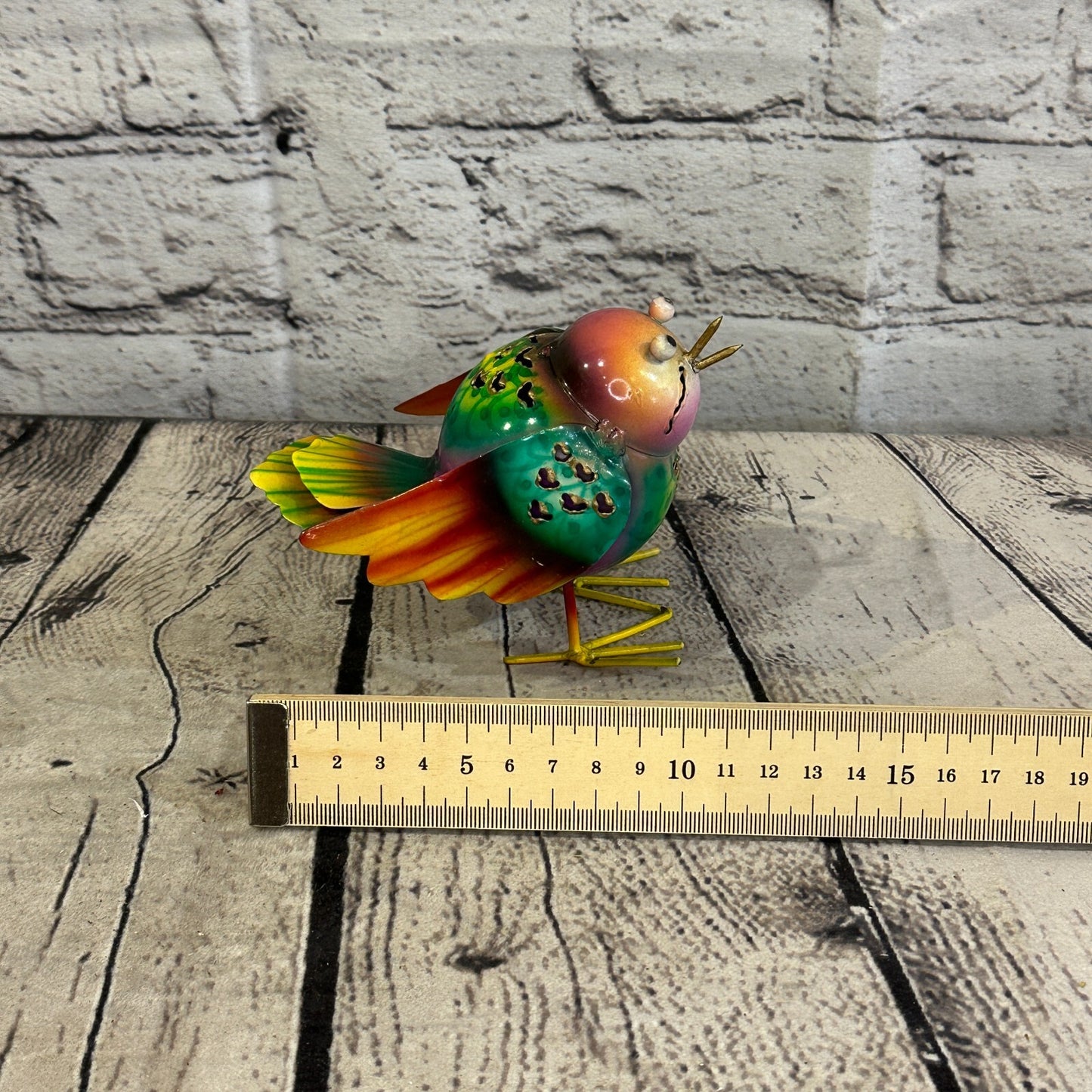 10cm x 10cm Bright Orange Bird Metal Tin Wall Hanging Ornament Painted Statue
