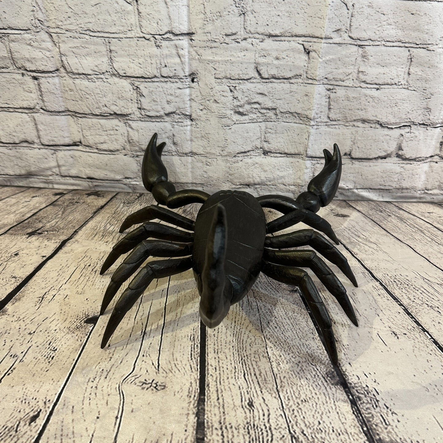 40cm x 30cm Wooden Scorpion Carving Hand Carved Walking Spider Tarantula Statue