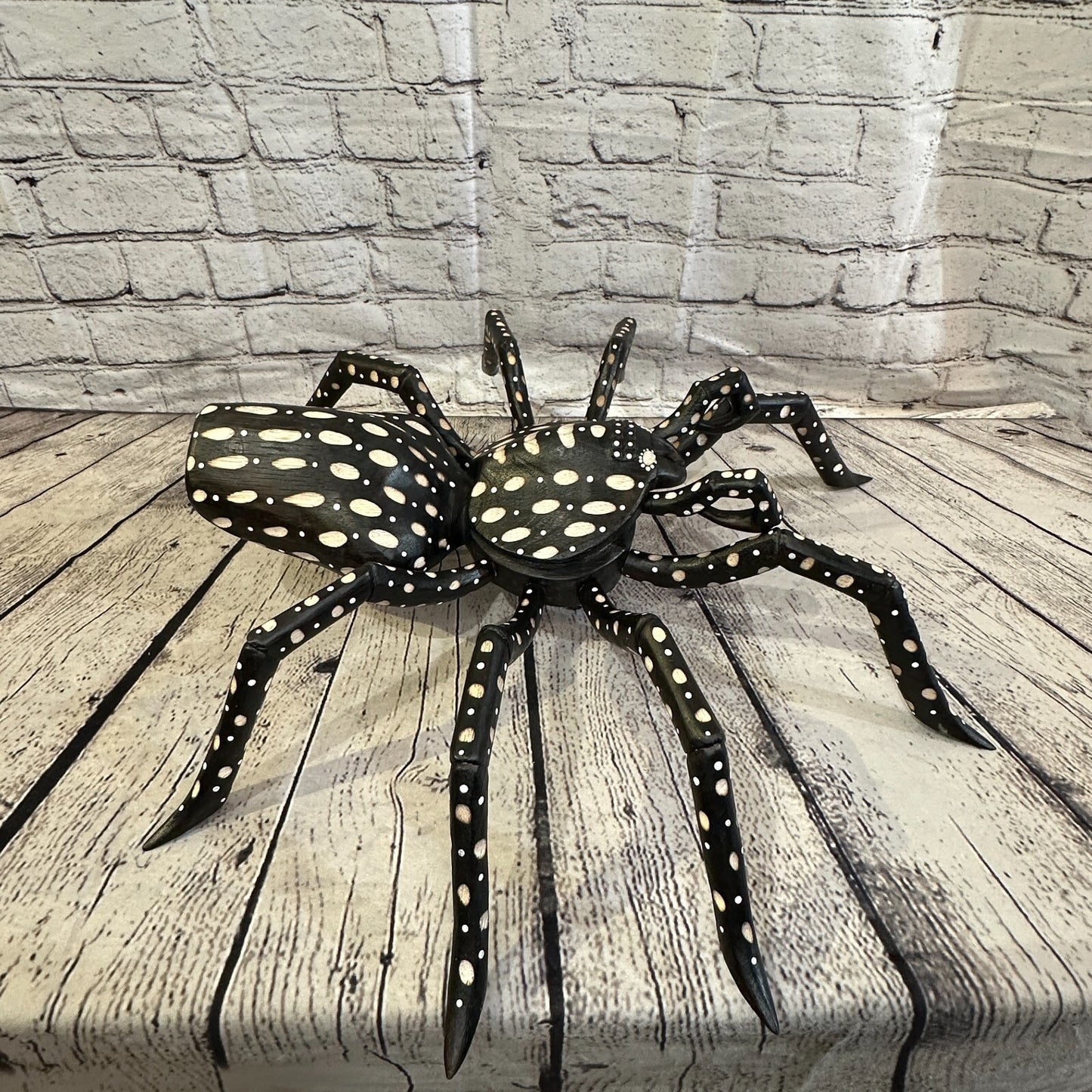 50cm x 45cm Wood Dark Spider Carving Hand Carved Walking Spider Tarantula Statue