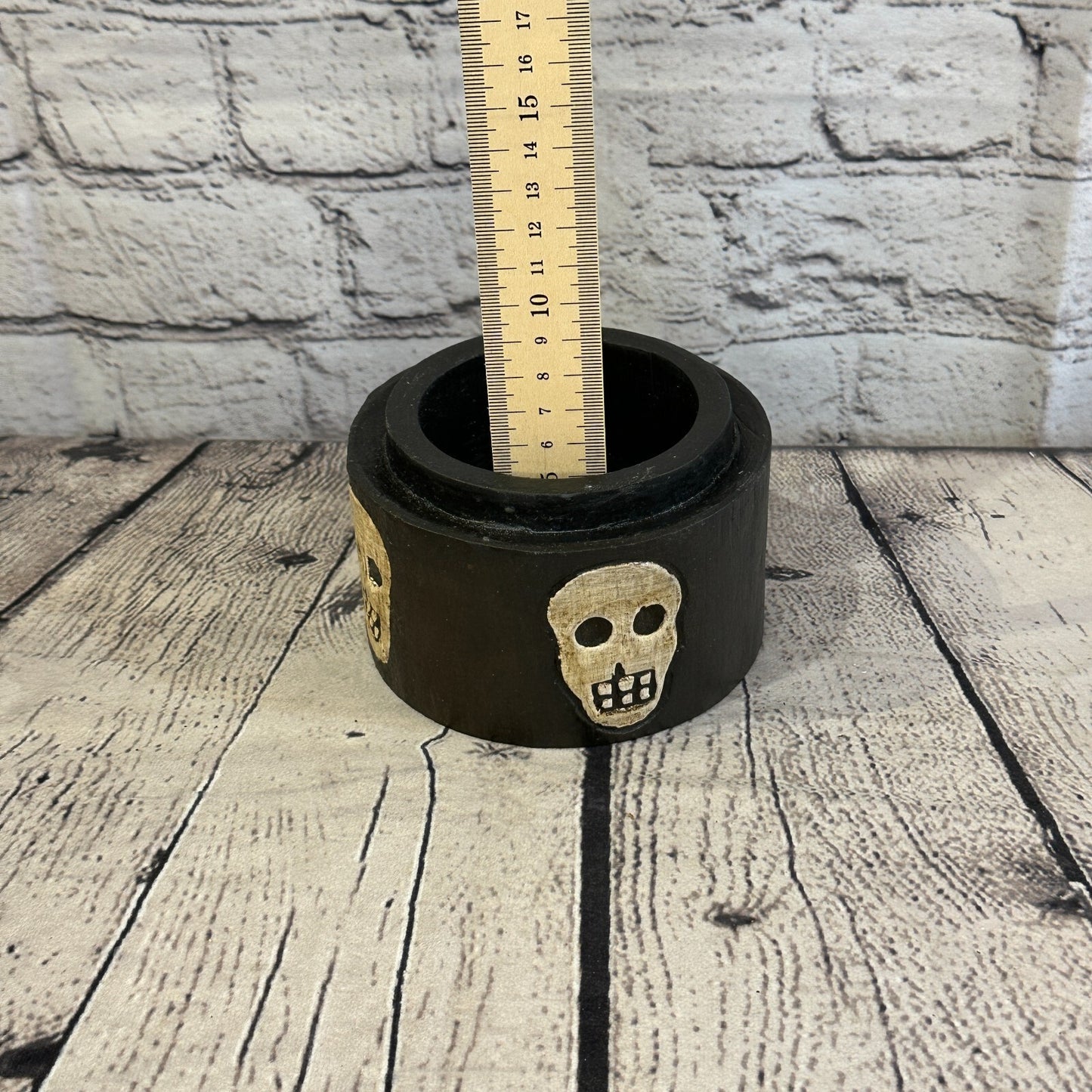 10cm x 10cm x 10cm Cylinde Pirate Wooden Gothic Skeleton Skull Jewellery Box