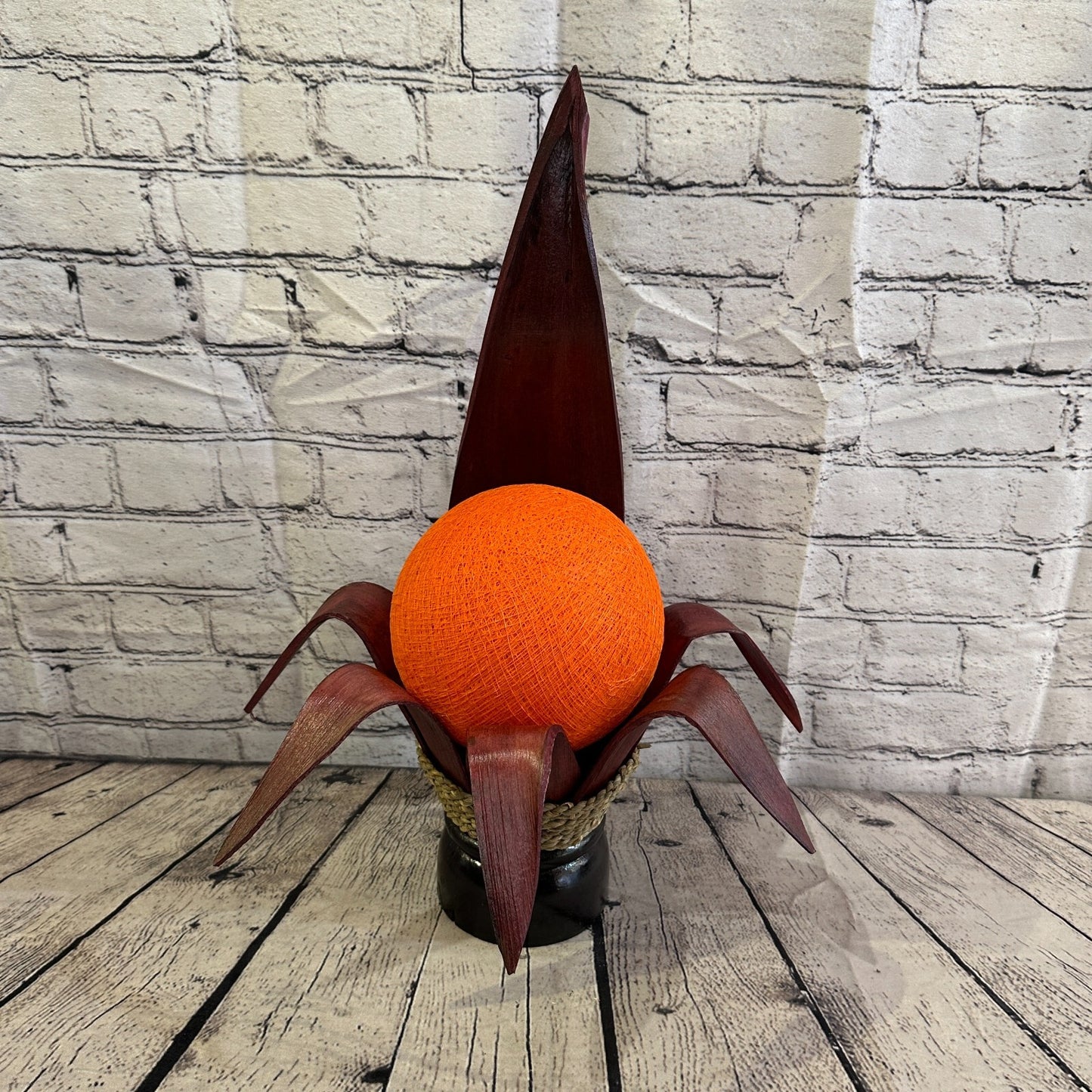 Orange Red Leaf Natural 50cm Tall Leaf Lamp Twist LED UK Mains Plug Design 10