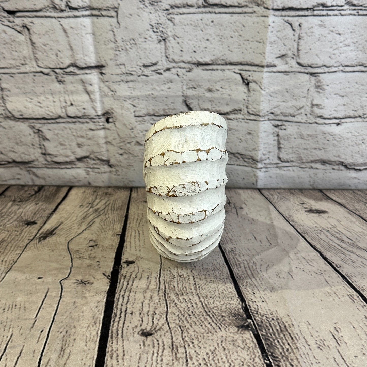 18cm White Polish Nautilus Shell Ornament Decor Carved Light Wood Parcel Figure