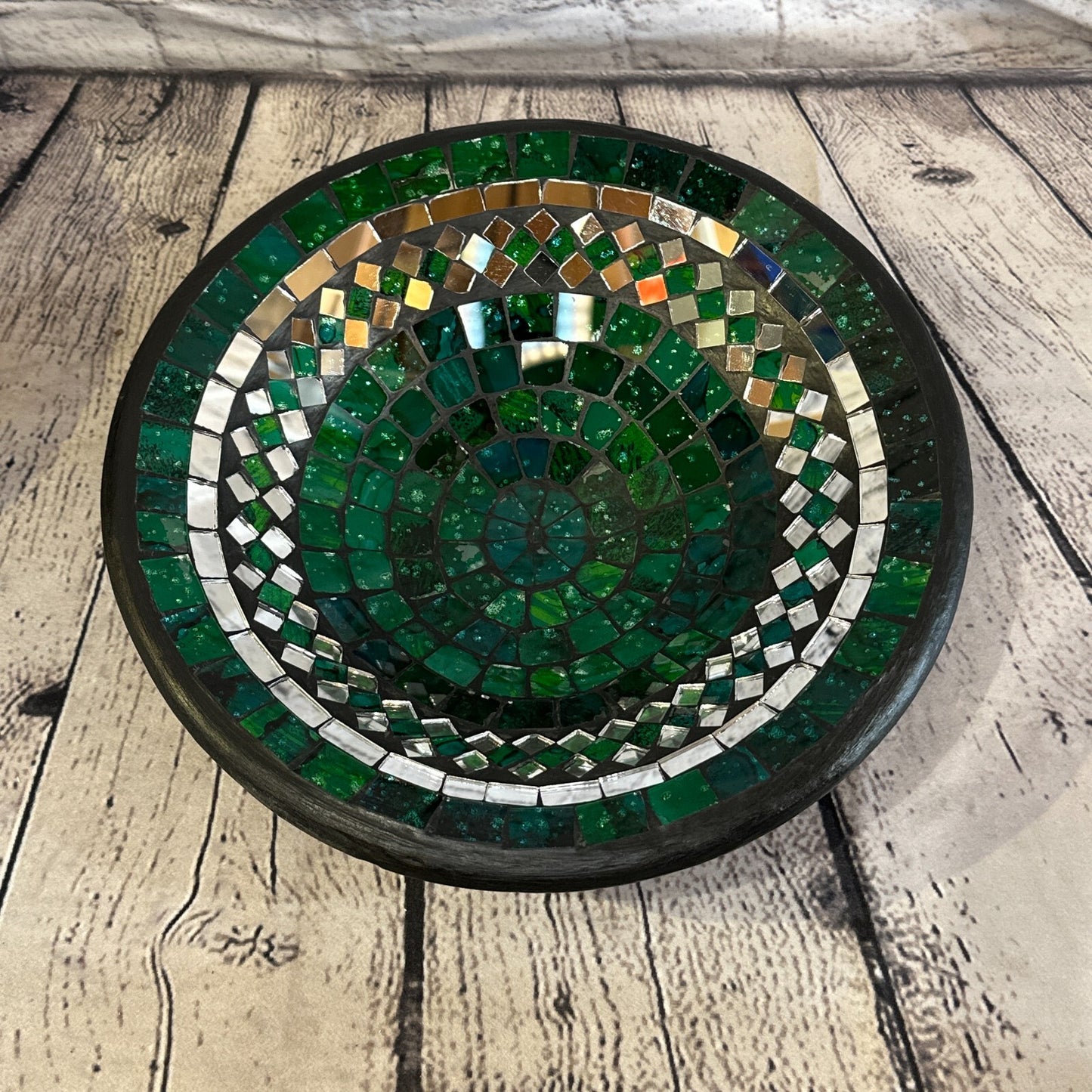28cm Green Round Mosaic Handmade Ceramic Glass Tile Bowl Fruit