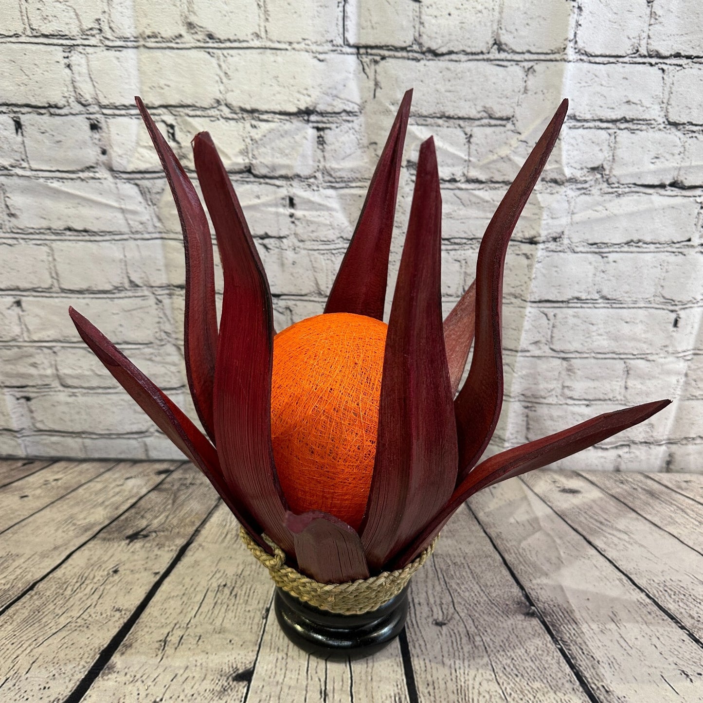 Orange Red Leaf Natural 45cm Tall Leaf Lamp Twist LED UK Mains Plug Design 6