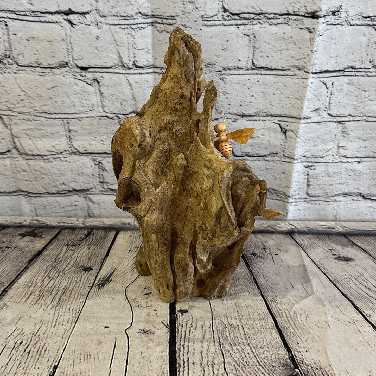 3 Bees Honeycomb Mushroom Parasite Wood Ornament Natural Carving Wooden Standing