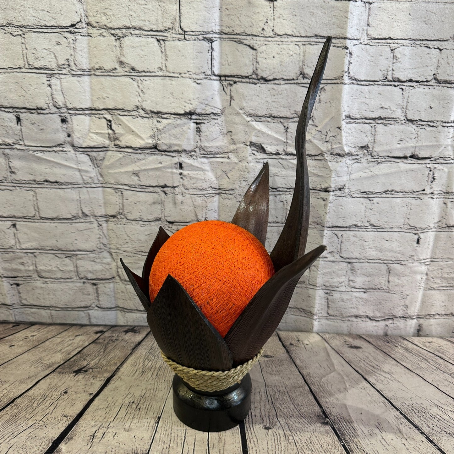 Orange Brown Leaf Natural 50cm Tall Leaf Lamp Twist LED UK Mains Plug Design 8