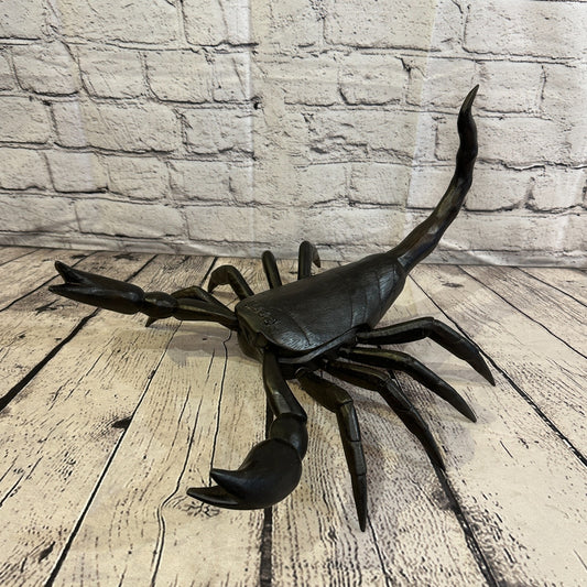 40cm x 30cm Wooden Scorpion Carving Hand Carved Walking Spider Tarantula Statue