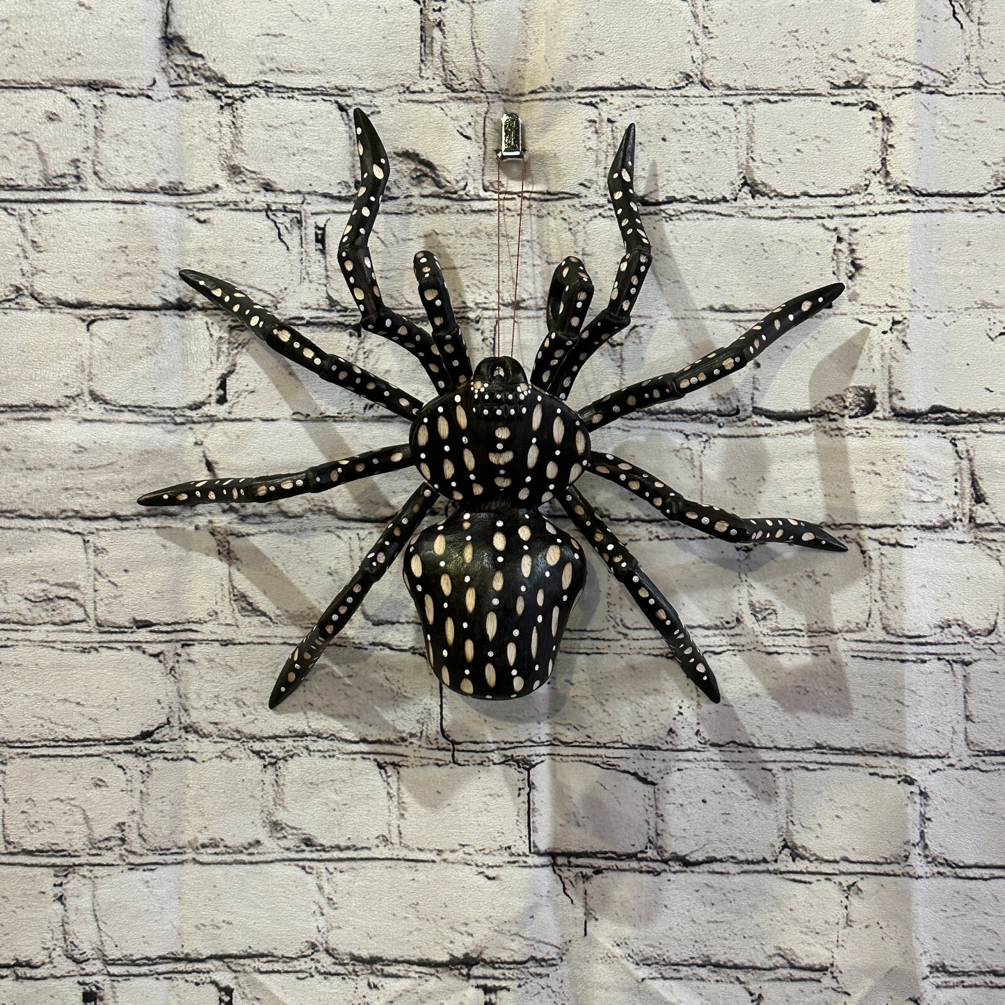 30cm x 25cm Wood Dark Spider Carving Hand Carved Walking Spider Tarantula Statue