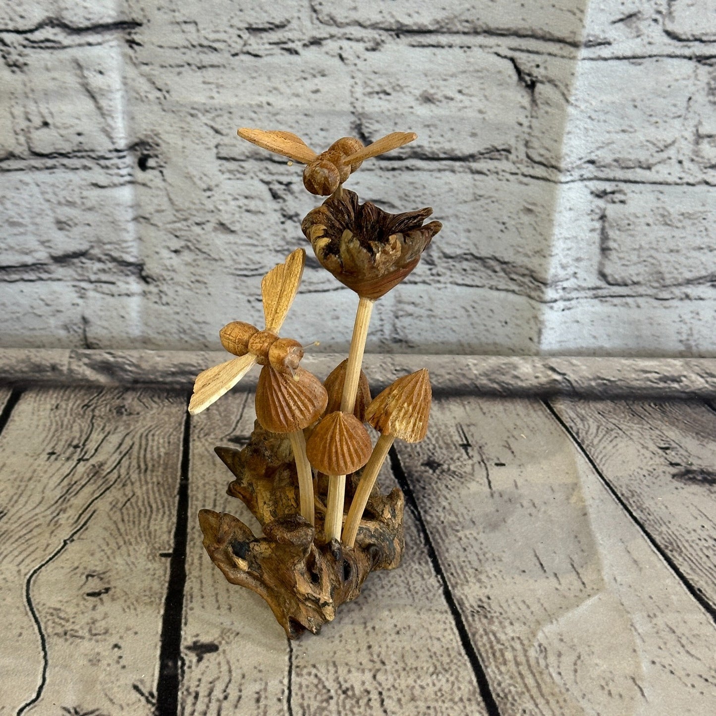 2 Bees On Mushroom Stand Parasite Wood Ornament Natural Carving Wooden Standing
