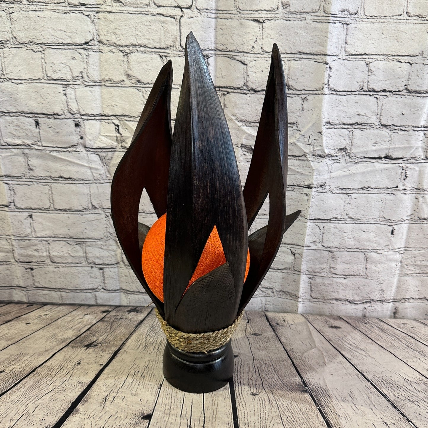 Orange Brown Leaf Natural 50cm Tall Leaf Lamp Twist LED UK Mains Plug Design 11